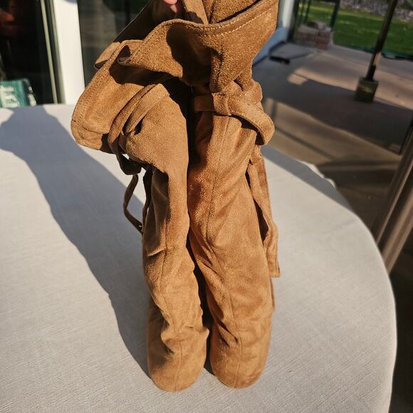 Super Soft Tan Suede Look Moccasin Knee Boots with Tie Size 9 - Picture 7 of 7